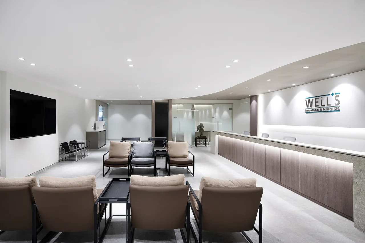 Waiting lounge at Wells Clinic Seoul